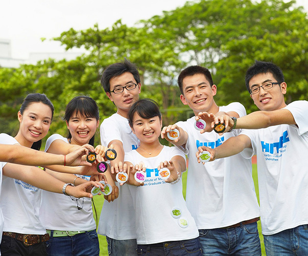 上海vi設(shè)計(jì)公司認(rèn)為醫(yī)療機(jī)構(gòu)的品牌視覺要呈現(xiàn)穩(wěn)健感及信賴感